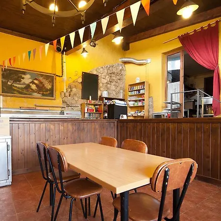 Torre Del Baró Hostal *